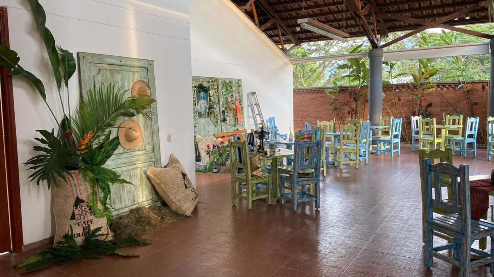 Hotel Villa Сарагоса Экстерьер фото