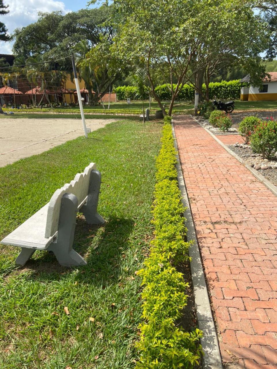 Hotel Villa Сарагоса Экстерьер фото