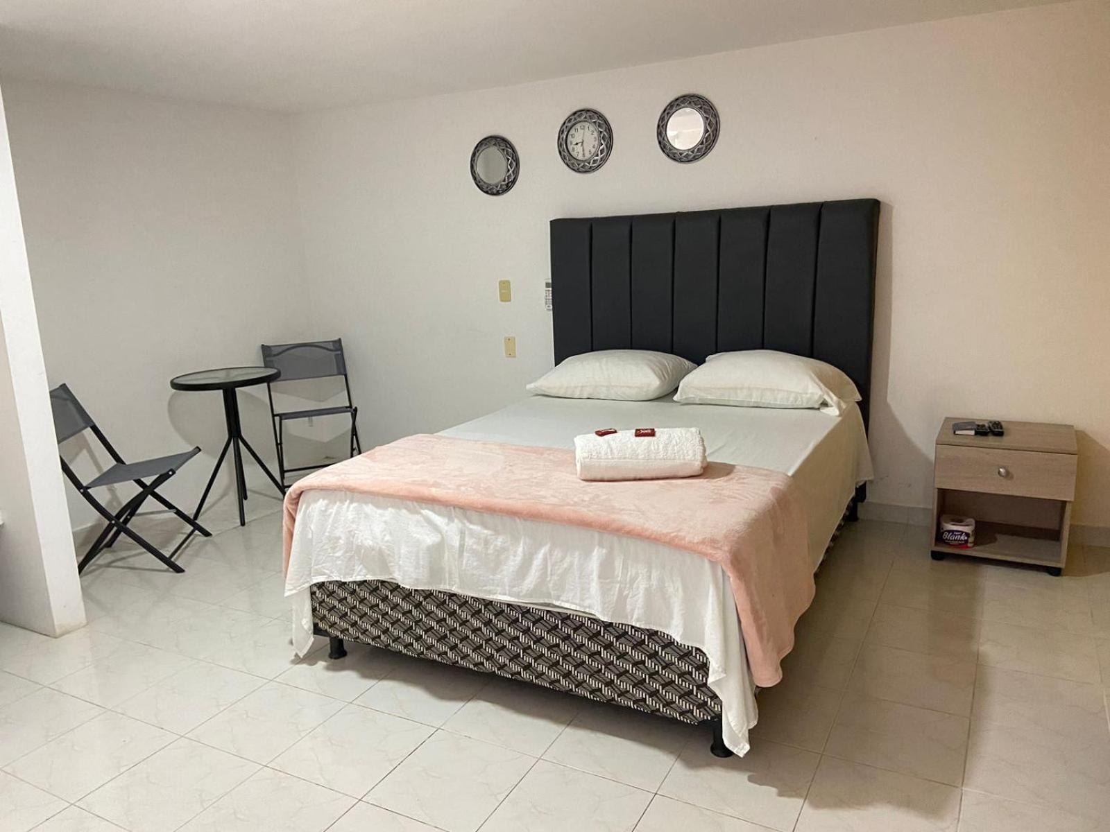 Hotel Villa Сарагоса Экстерьер фото