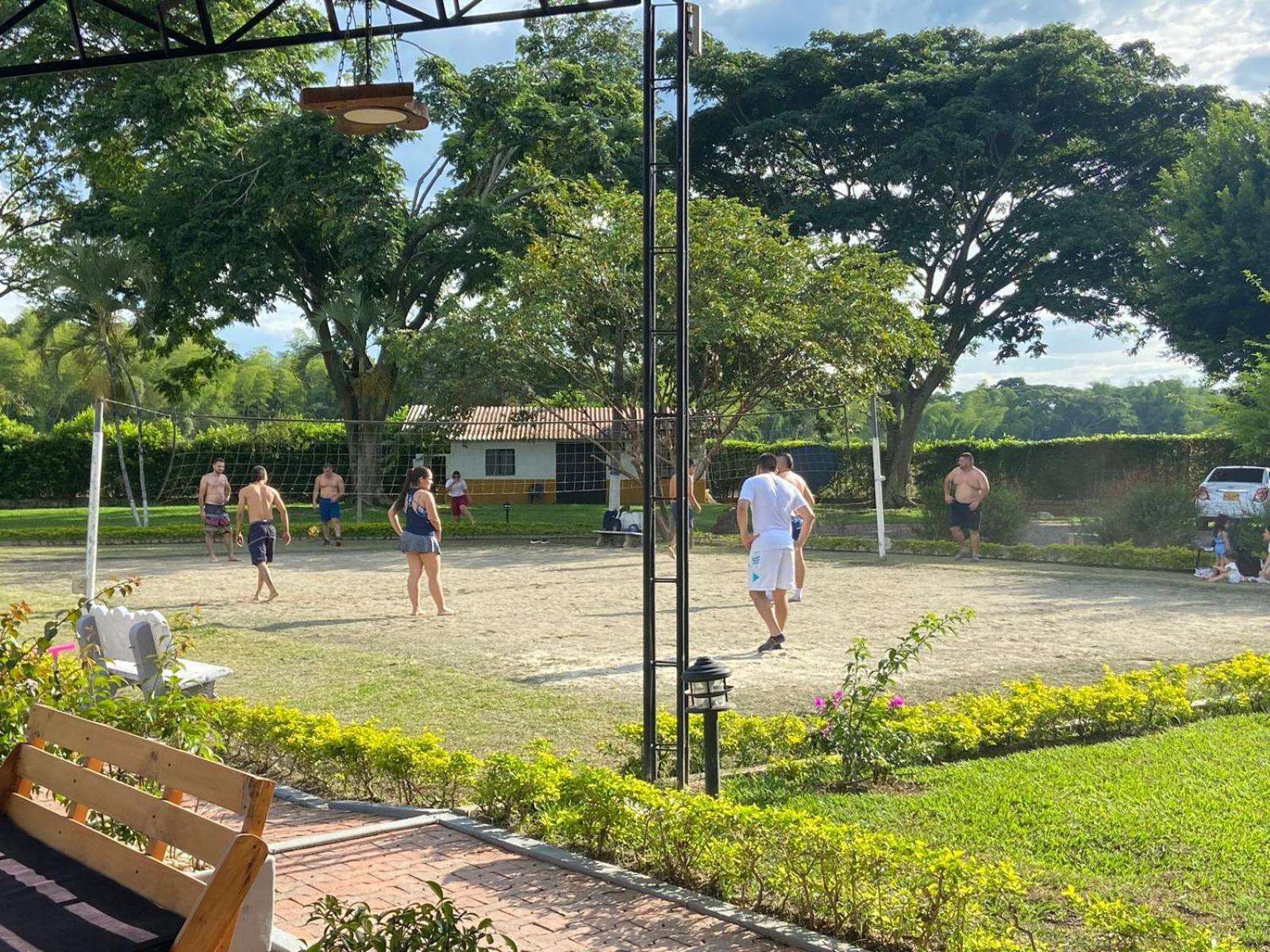 Hotel Villa Сарагоса Экстерьер фото